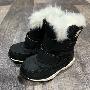 Infant toddler sorel boots. Size 4